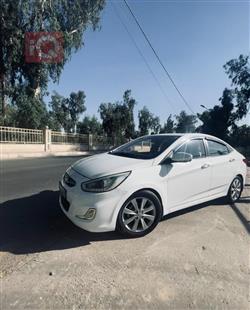 هیوندای ئەکسنت